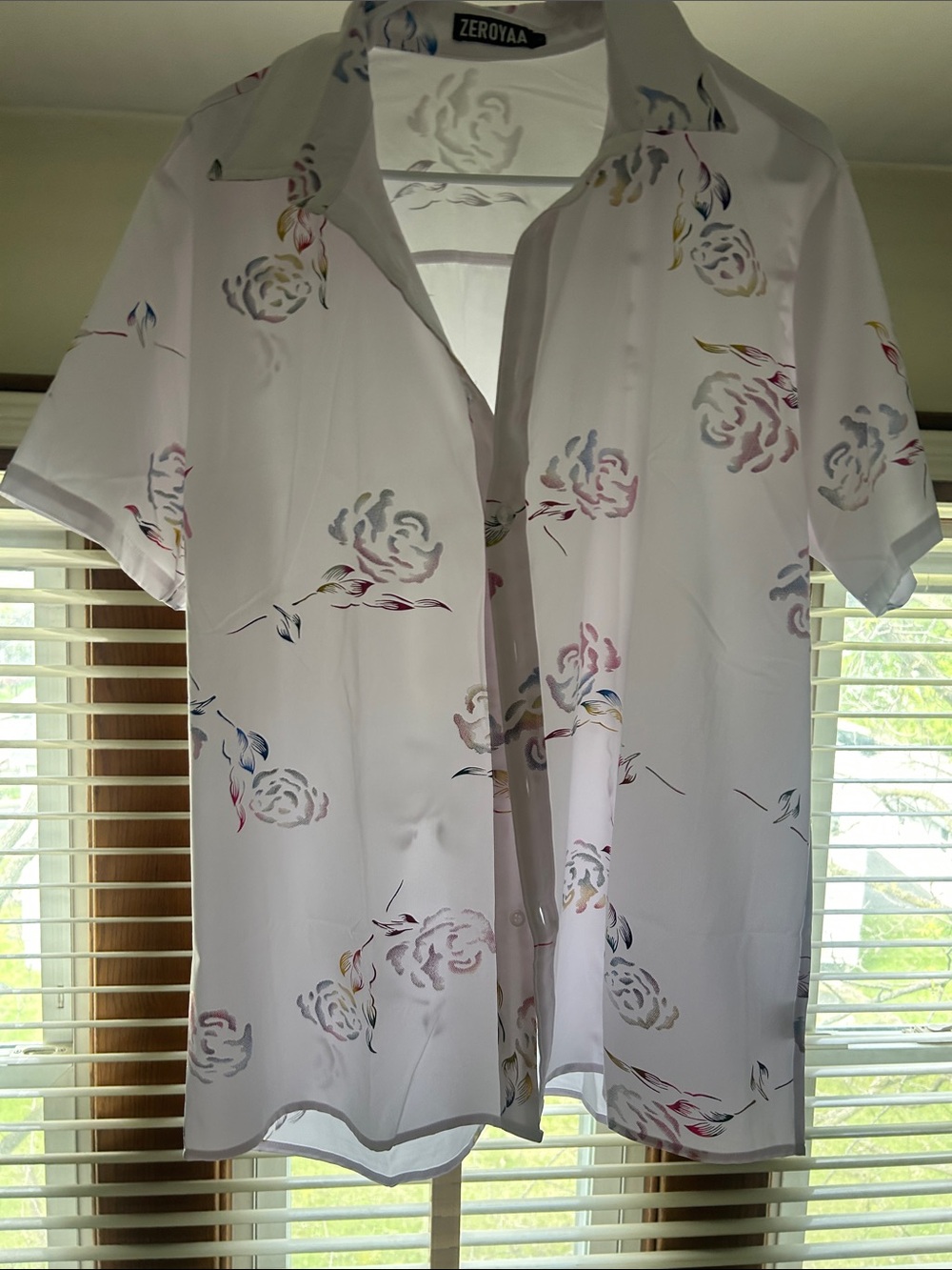 Zeroyaa White Floral Button-Up Shirt